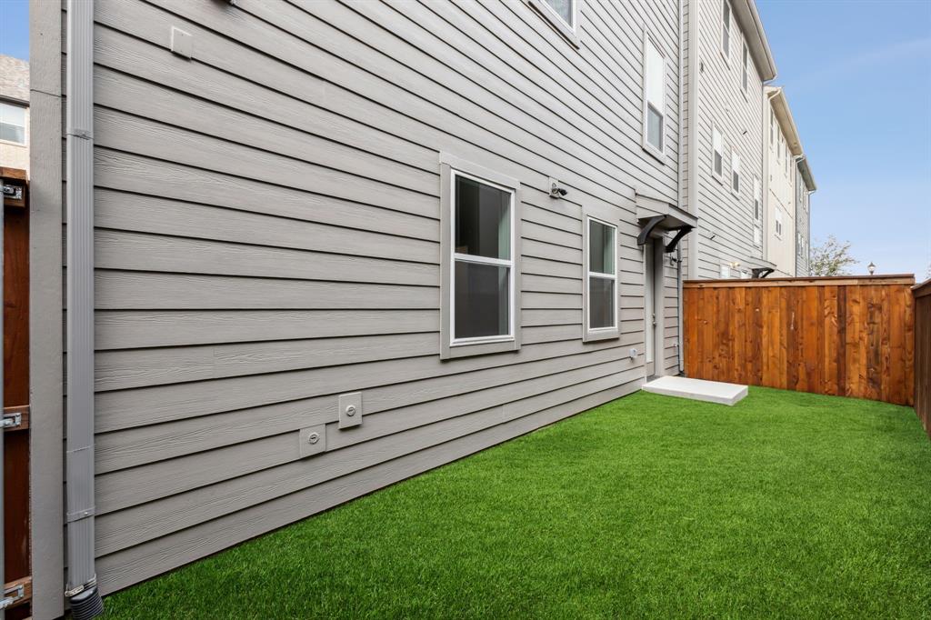 SoHo Square - Residential