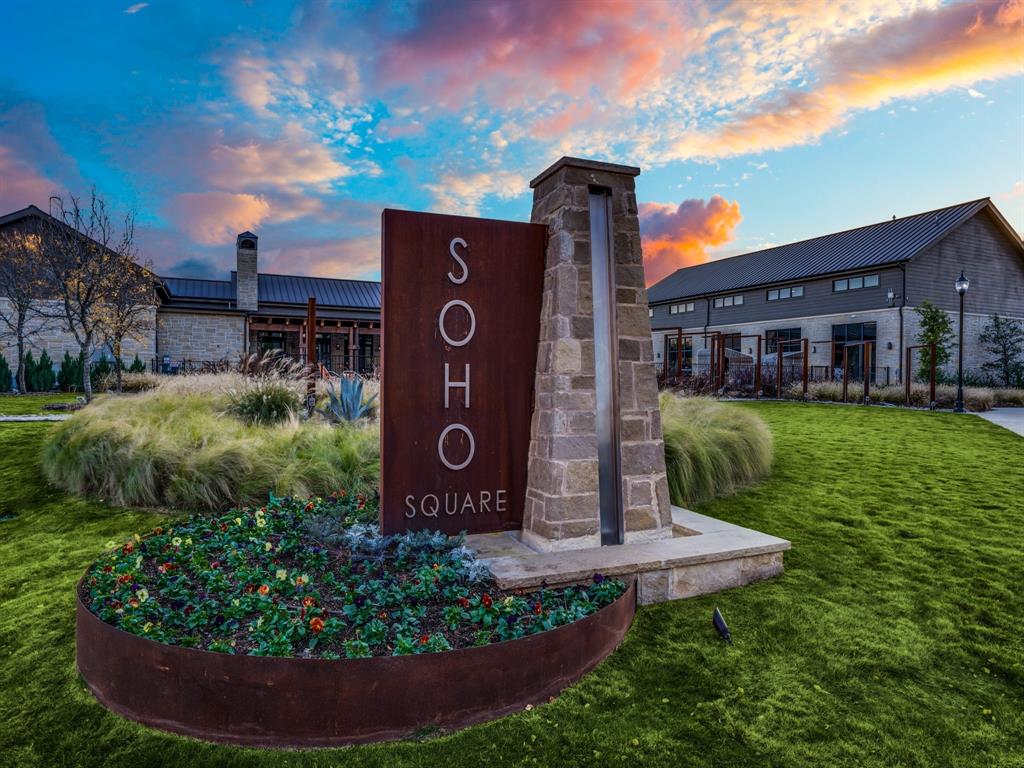 SoHo Square - Residential