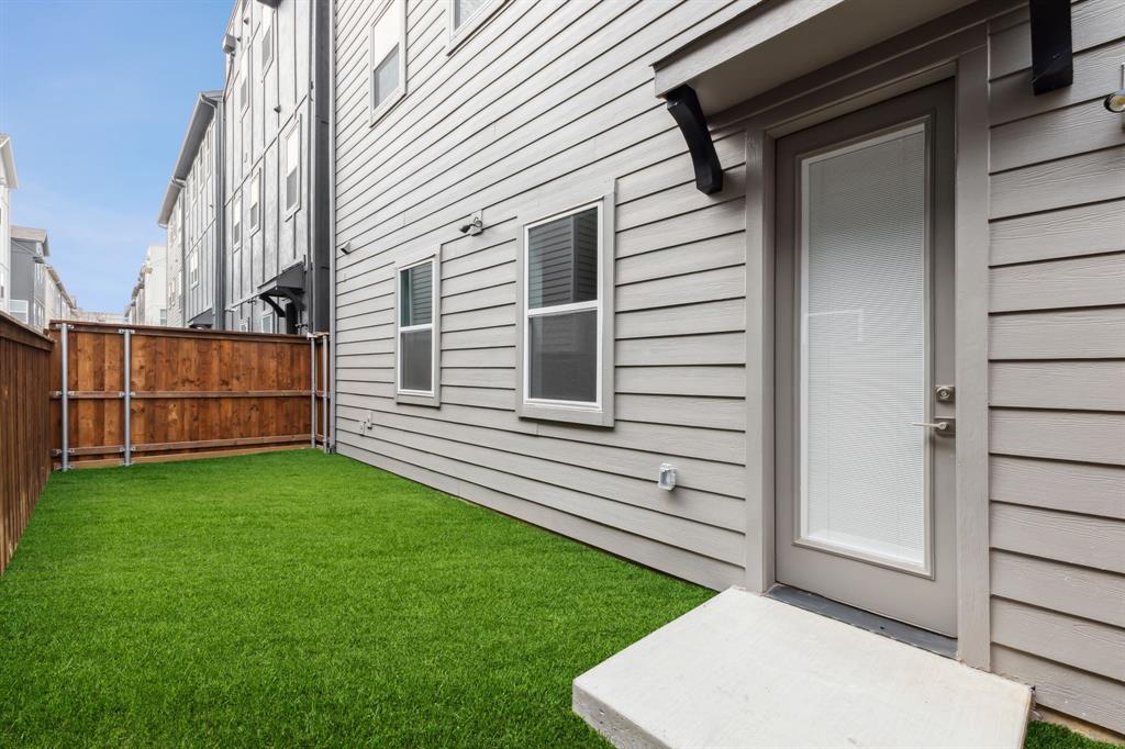 SoHo Square - Residential