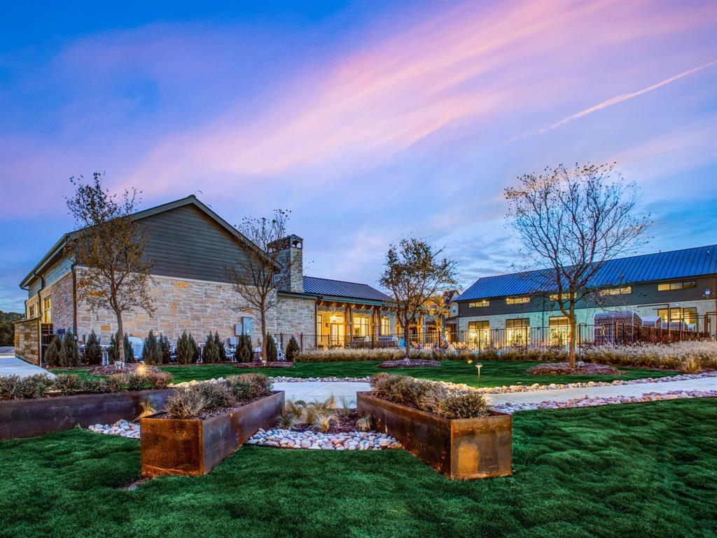 SoHo Square - Residential