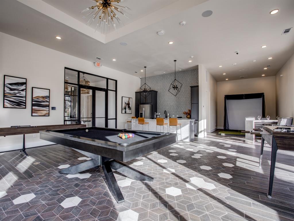 SoHo Square - Residential