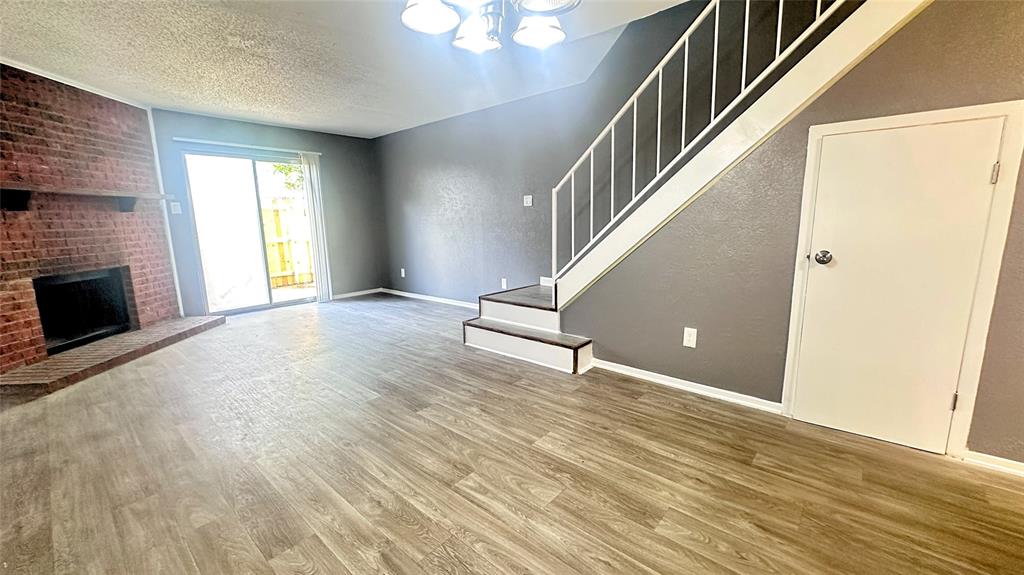 Canterbury Crossing Ph 01-08 - Residential Lease