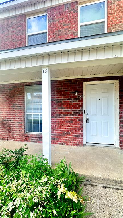 Canterbury Crossing Ph 01-08 - Residential Lease