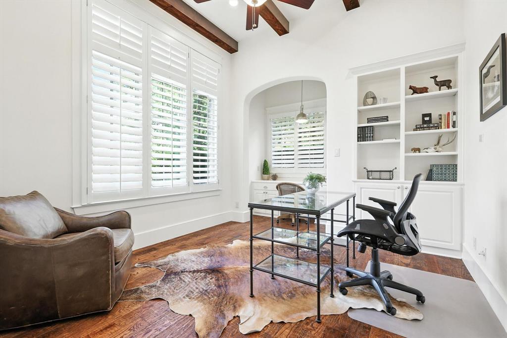 908 Los Altos Trail