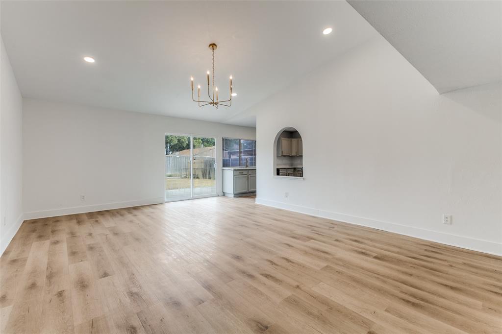 2725 Clover Valley Drive