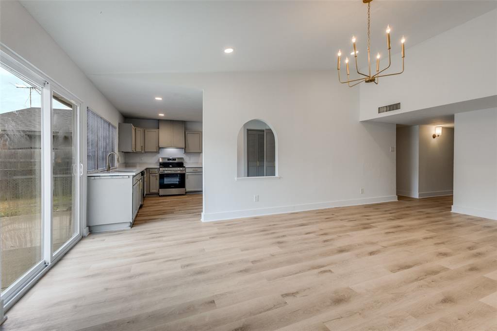 2725 Clover Valley Drive