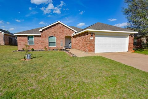 817 Wandering Court Granbury TX 76049