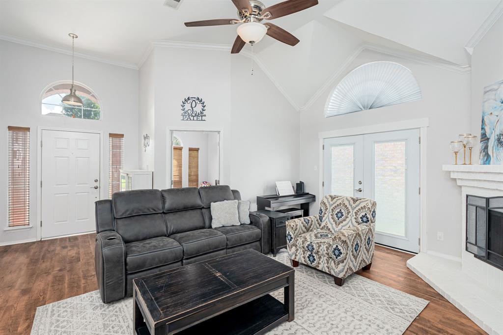 6829 Barbican Drive
