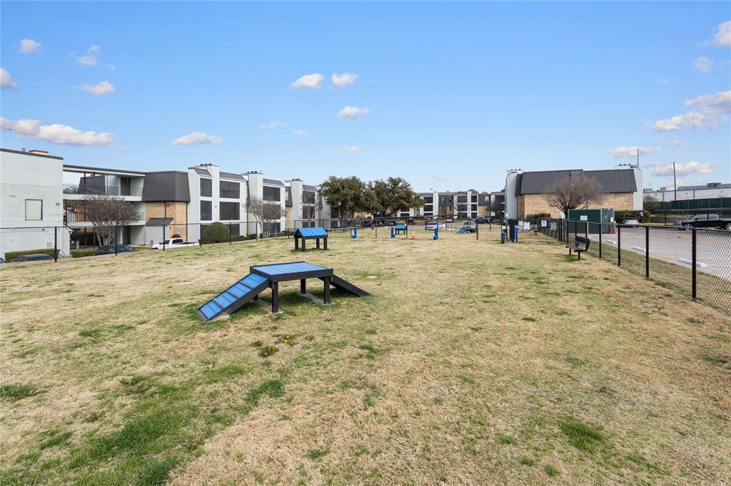 Cambridge Condos Ph 01 03 - Residential