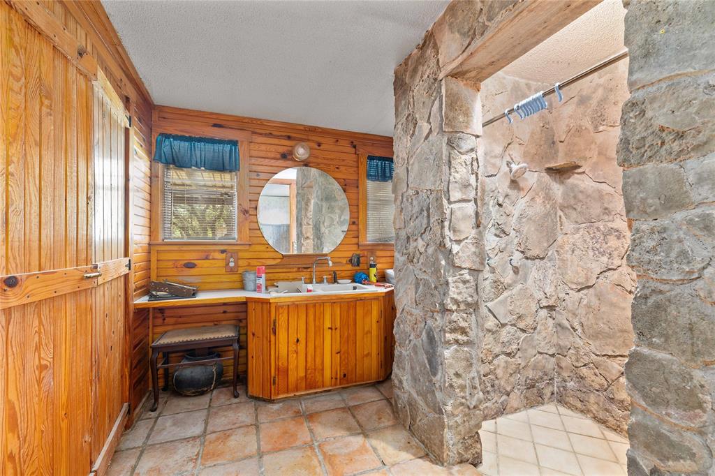 Country Oaks Estates - Residential