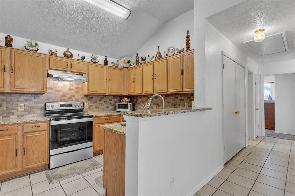 Hillside Oaks Ph 05 01 - Residential