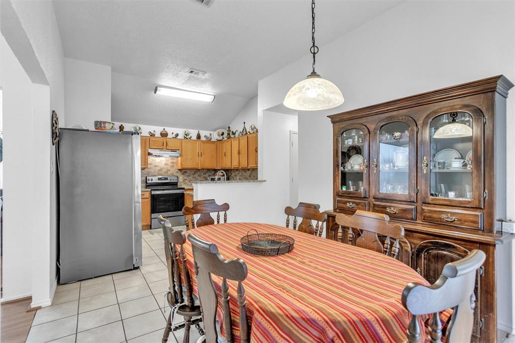 Hillside Oaks Ph 05 01 - Residential