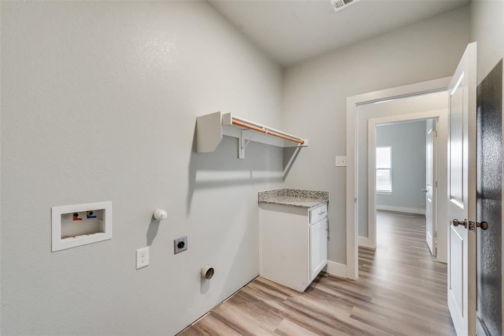 Satellite City U1 - Residential Lease