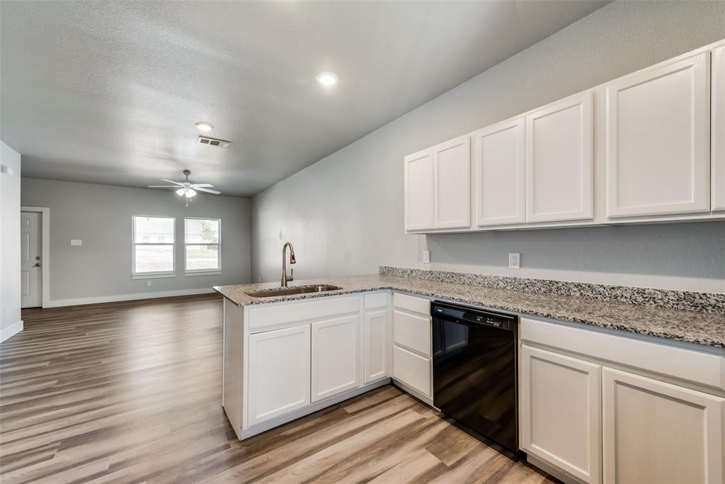 Satellite City U1 - Residential Lease