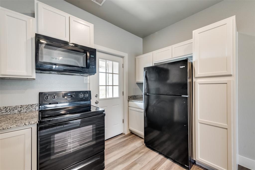 Satellite City U1 - Residential Lease