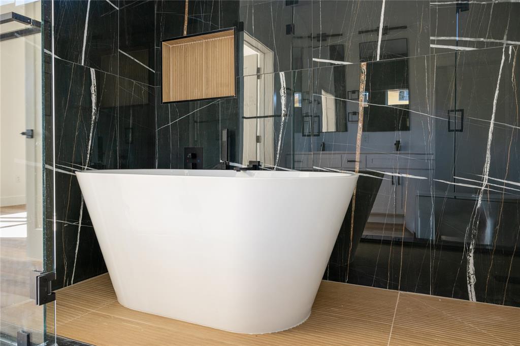 Royalhaven - Residential