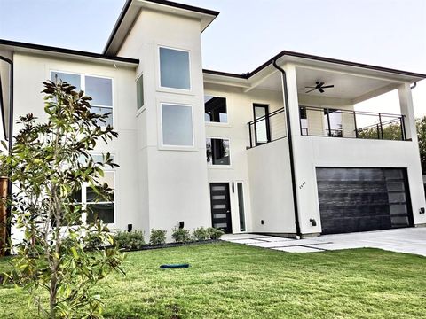 2950 Sundial Drive Dallas TX 75229