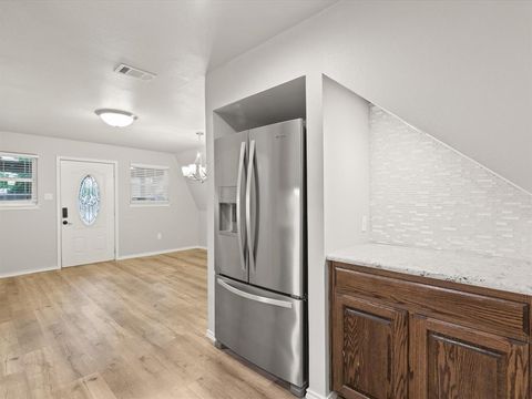 Tiny photo for 4404 W Fernwood Court, Granbury, TX 76049 (MLS # 21201123)