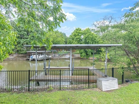 Tiny photo for 4404 W Fernwood Court, Granbury, TX 76049 (MLS # 21201123)