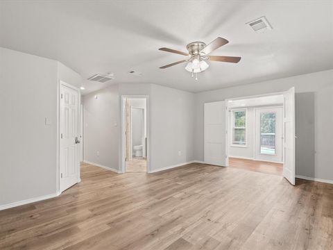 Tiny photo for 4404 W Fernwood Court, Granbury, TX 76049 (MLS # 21201123)