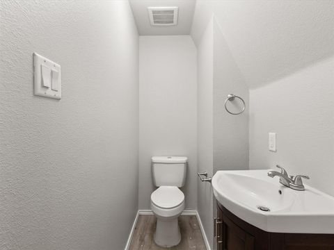 Tiny photo for 4404 W Fernwood Court, Granbury, TX 76049 (MLS # 21201123)