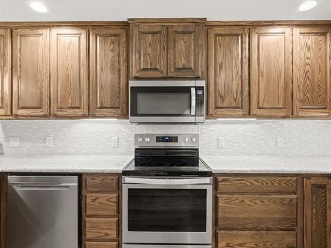 Tiny photo for 4404 W Fernwood Court, Granbury, TX 76049 (MLS # 21201123)