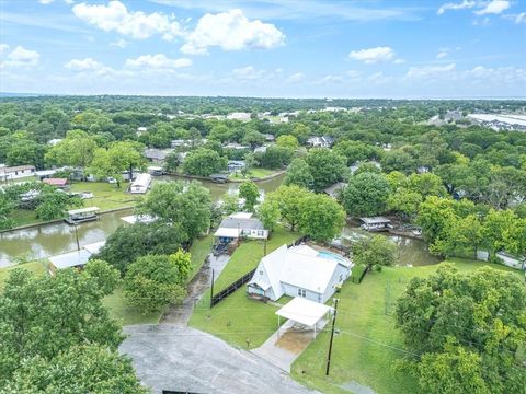Tiny photo for 4404 W Fernwood Court, Granbury, TX 76049 (MLS # 21201123)