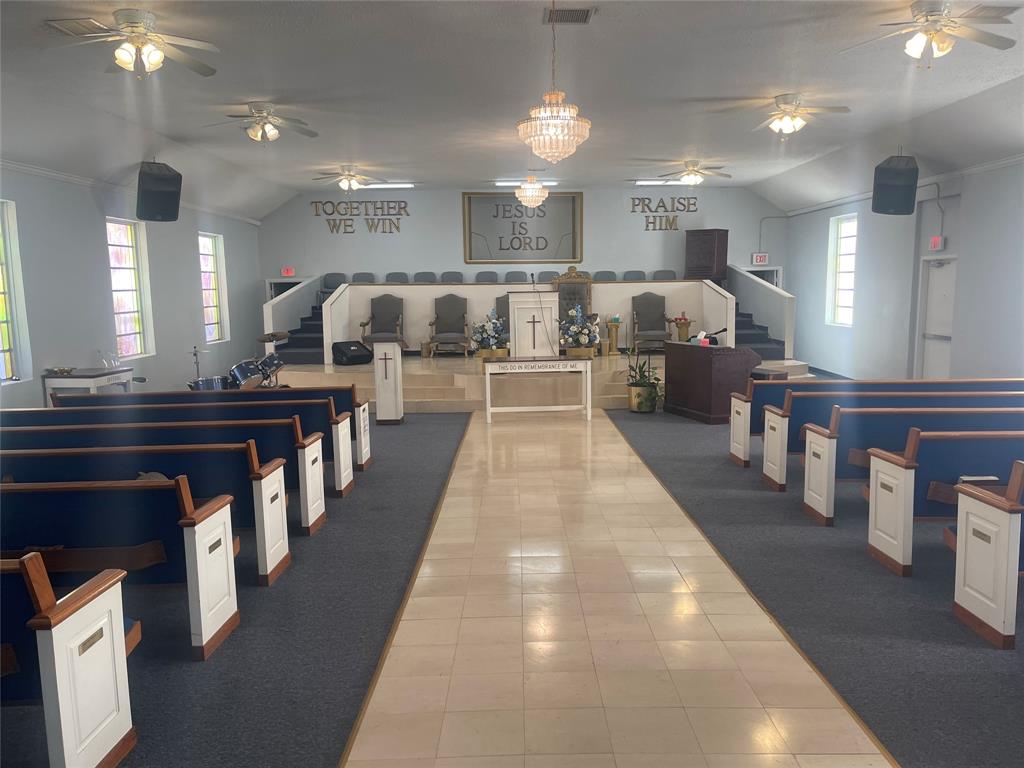 Homestead Manor - Commercial Sale