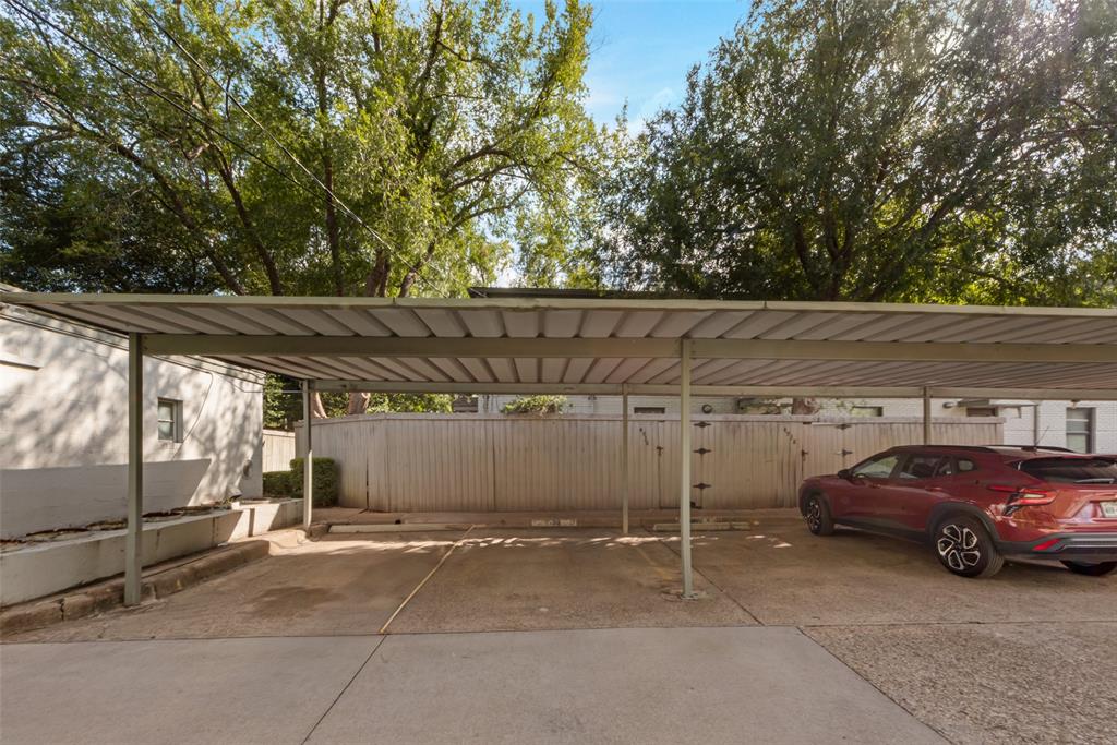 Westbury Park Condo - Residential Lease