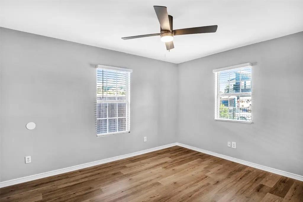 Lake Como Place - Residential