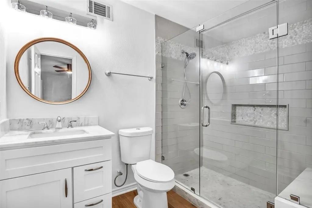 Lake Como Place - Residential