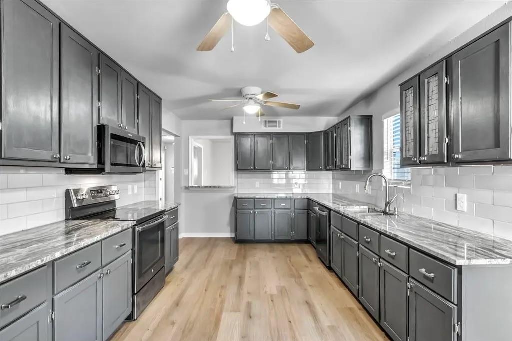 Lake Como Place - Residential