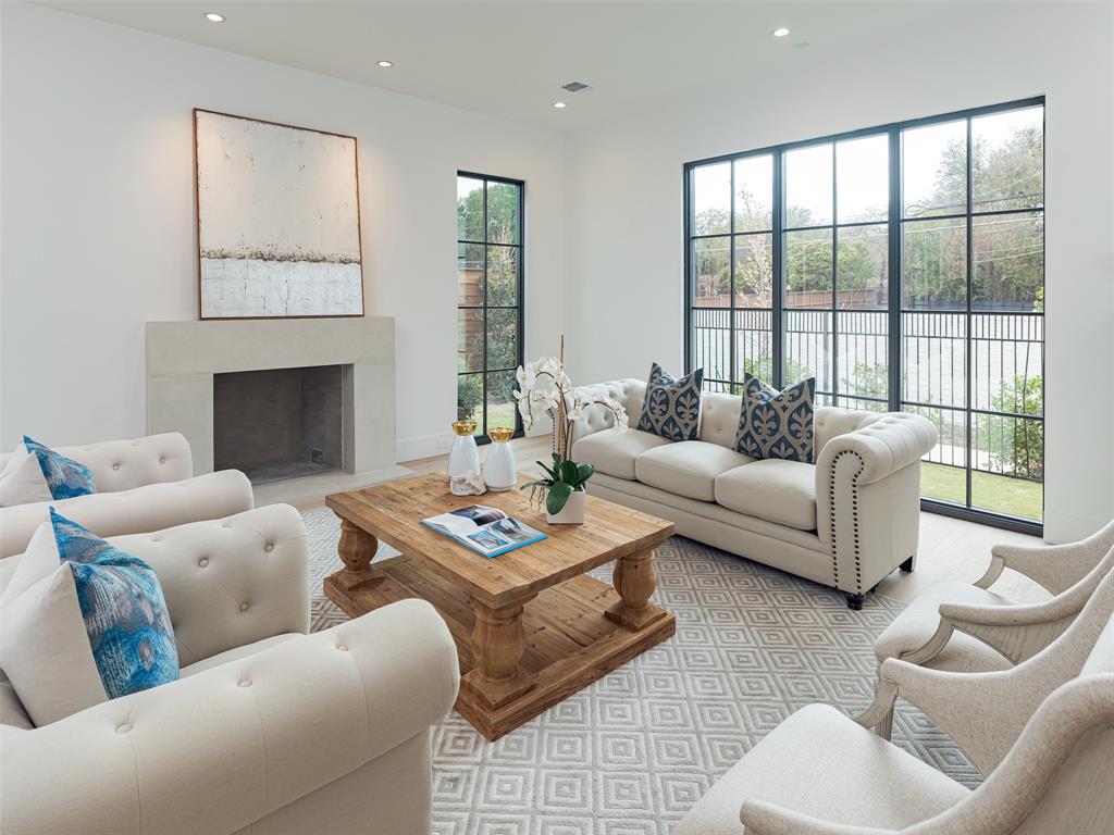 PRESTON HOLLOW VILLAGE - Residential