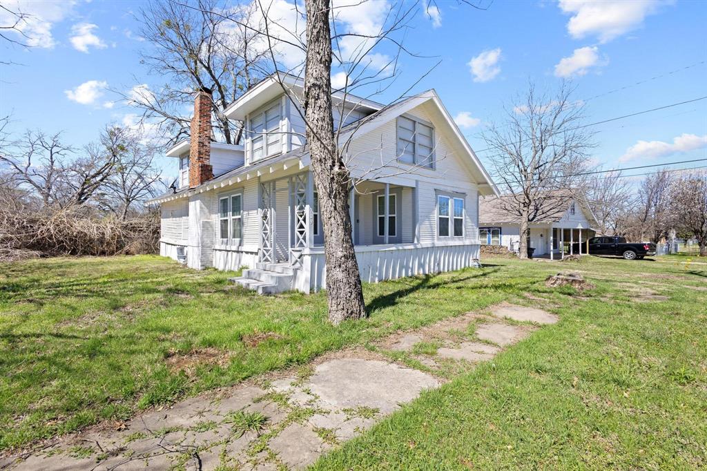 709 N Chandler Avenue