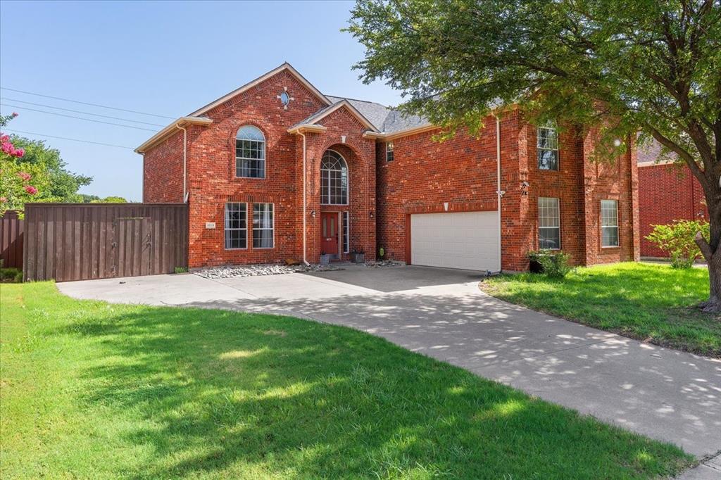 1013 Larkspur Drive