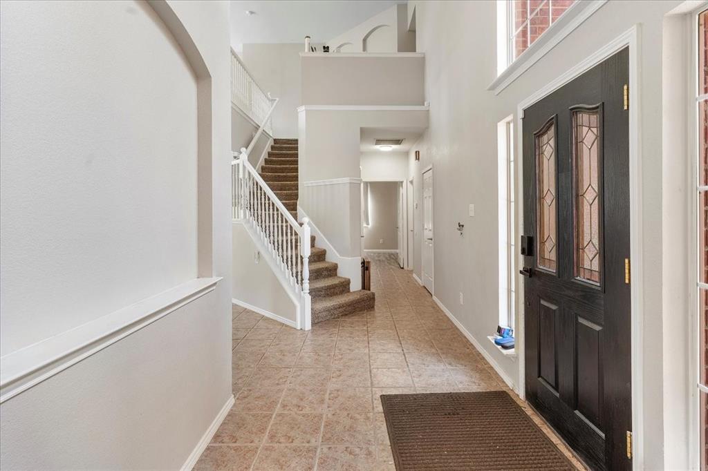 1013 Larkspur Drive