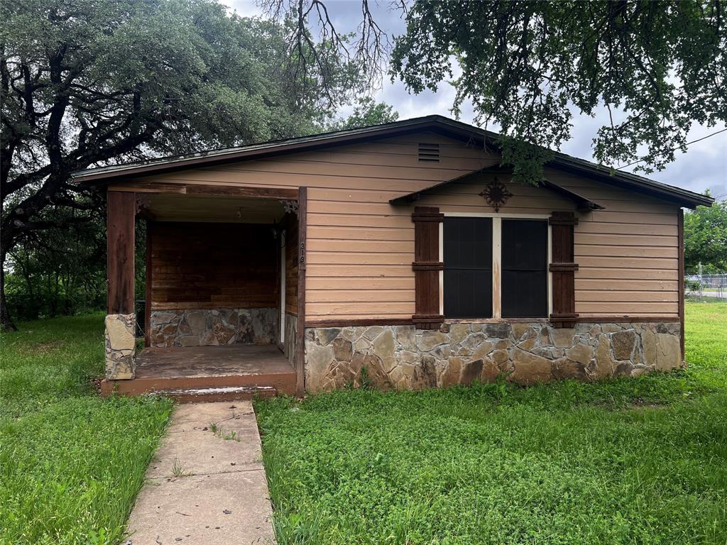 319 Ridgecrest Court