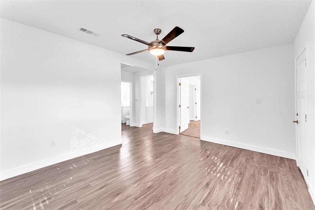 305 W Greenwood Avenue