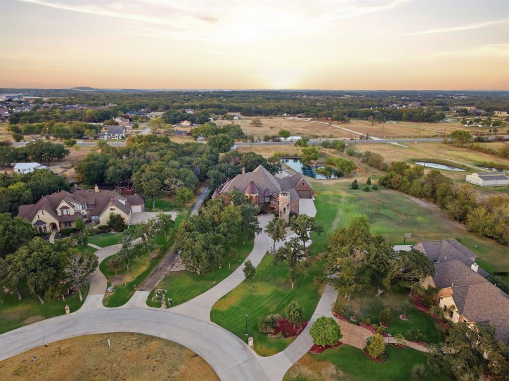 664 Manor Drive