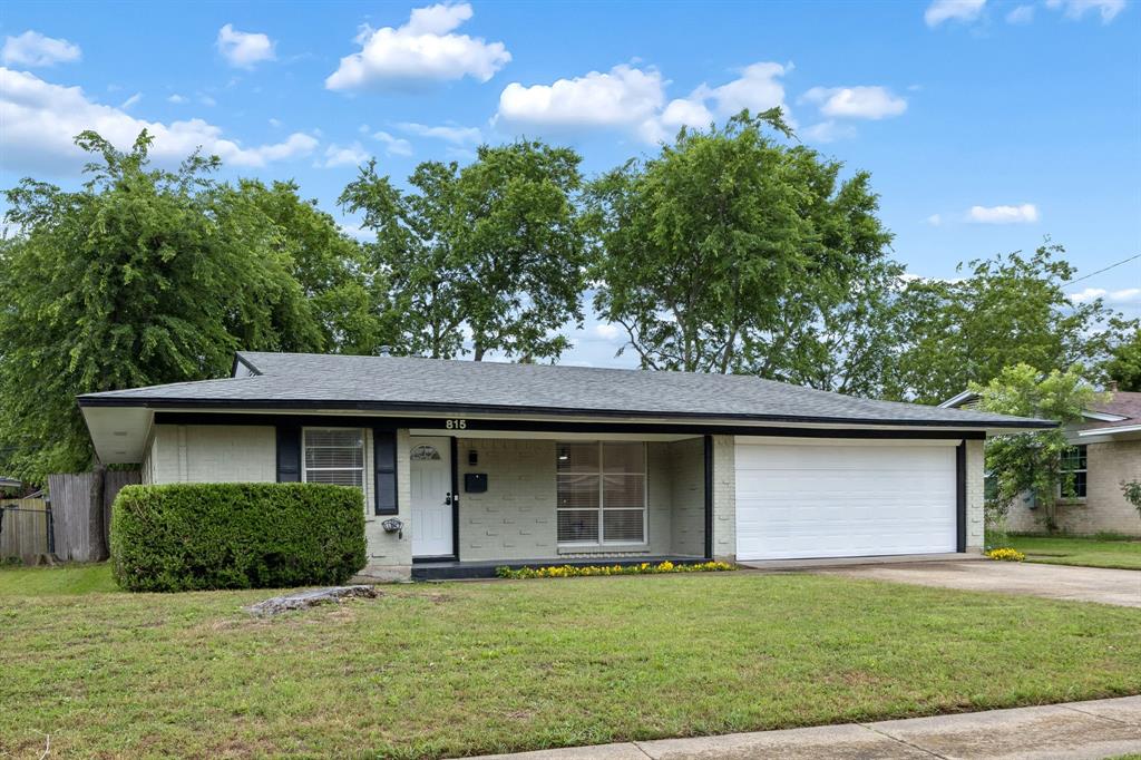 815 Wisteria Way