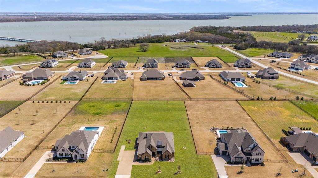 1040 Sugar Bars Drive