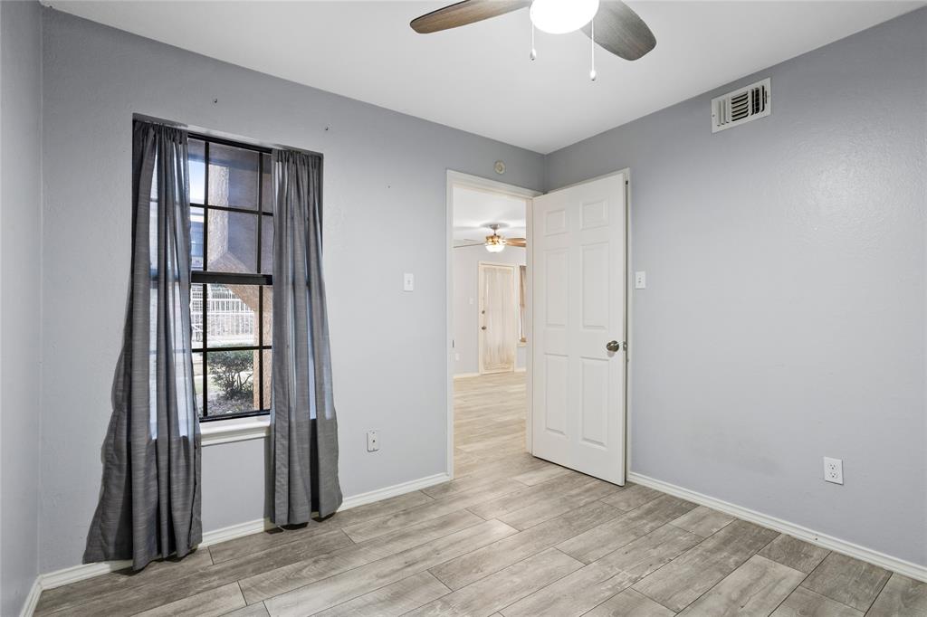 Crestbluff Condo - Residential