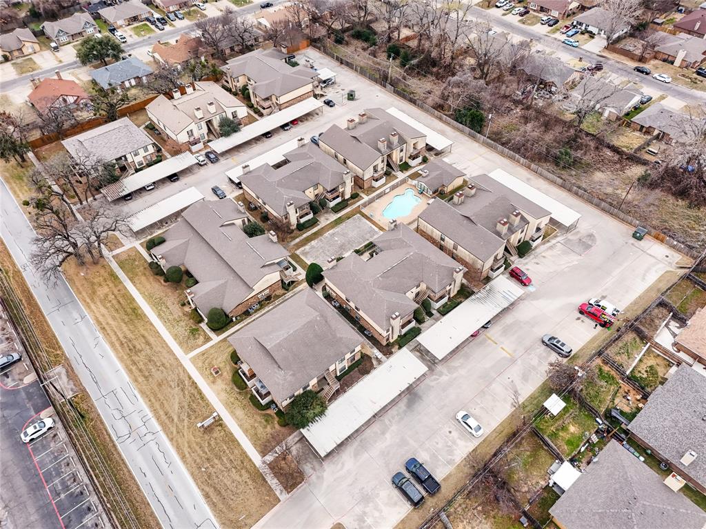 Crestbluff Condo - Residential