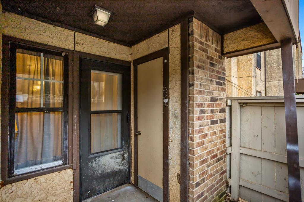 Crestbluff Condo - Residential