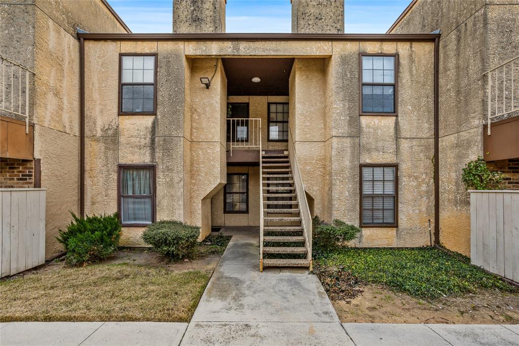 Crestbluff Condo - Residential