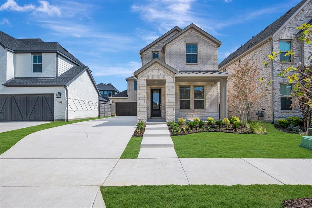 1113 Amaryllis Lane