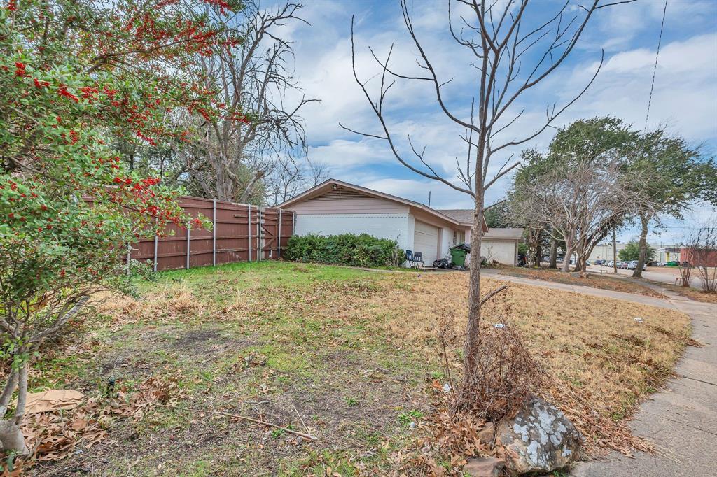 2410 Northumberland Drive