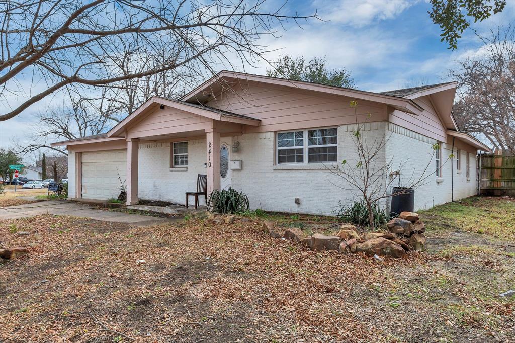 2410 Northumberland Drive