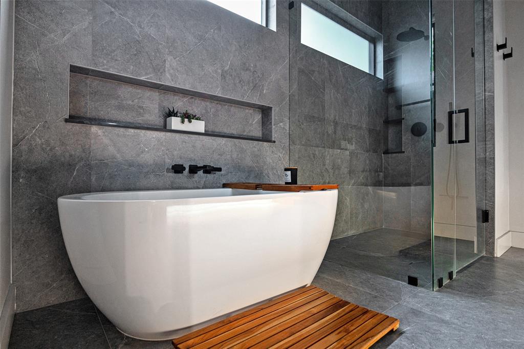 Lake Ridge Estates - Residential