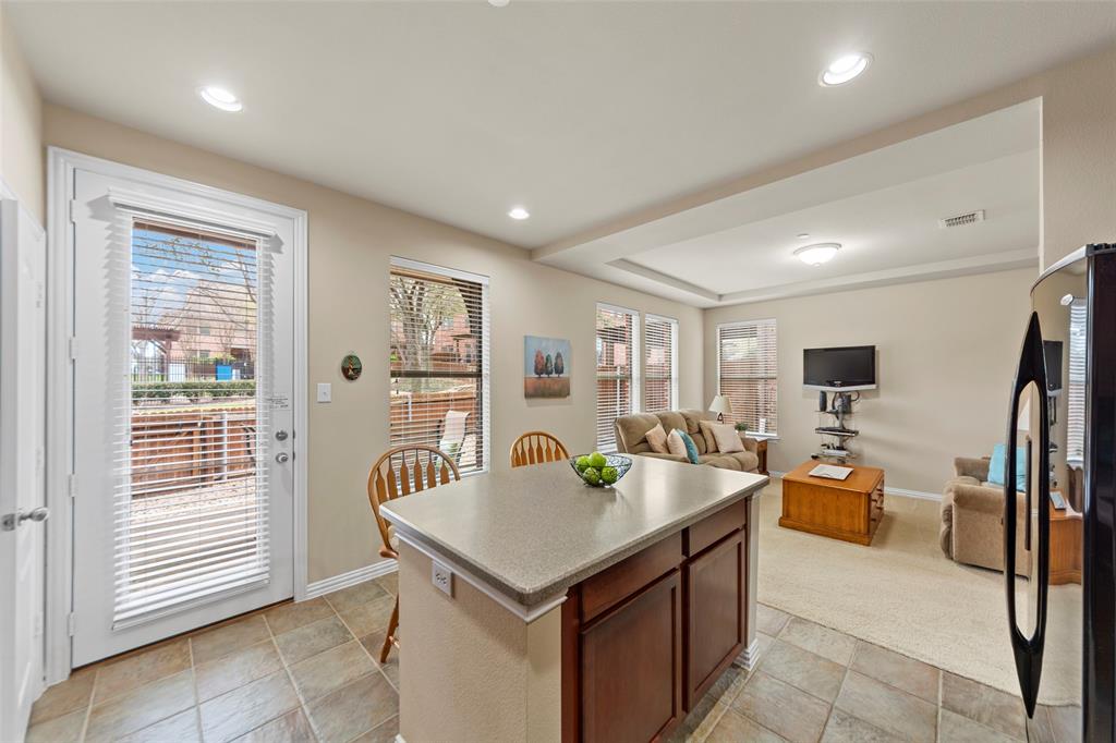 Suncreek Twnhms - Residential